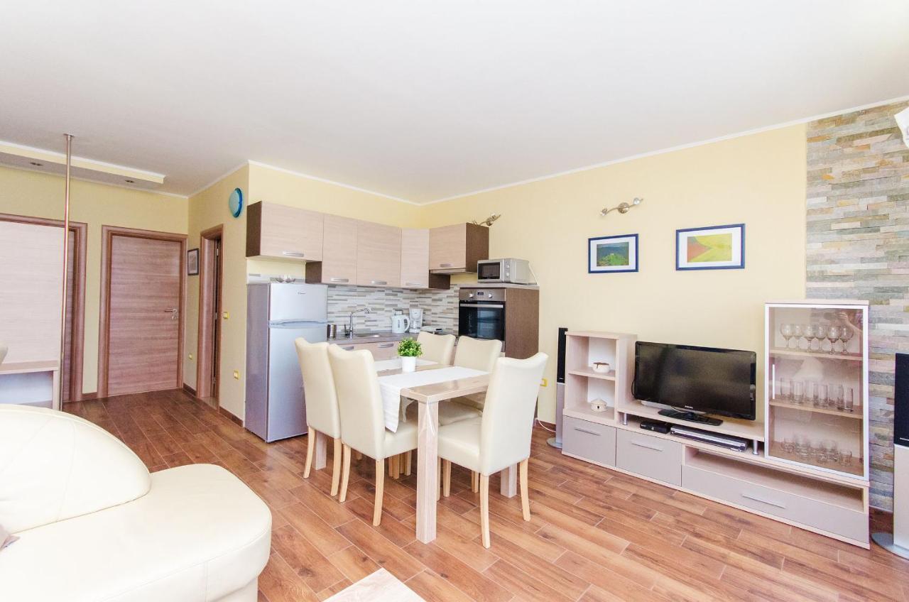 Apartment Ecio Vinkuran Extérieur photo